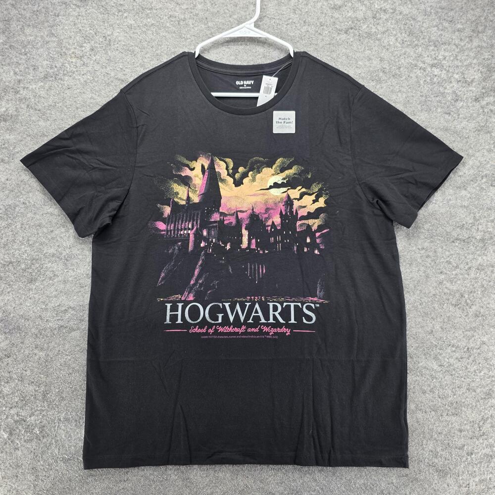 Old Navy Shirt Mens XL Black Short Sleeve Crewneck Tagless Graphic Hogwarts Logo